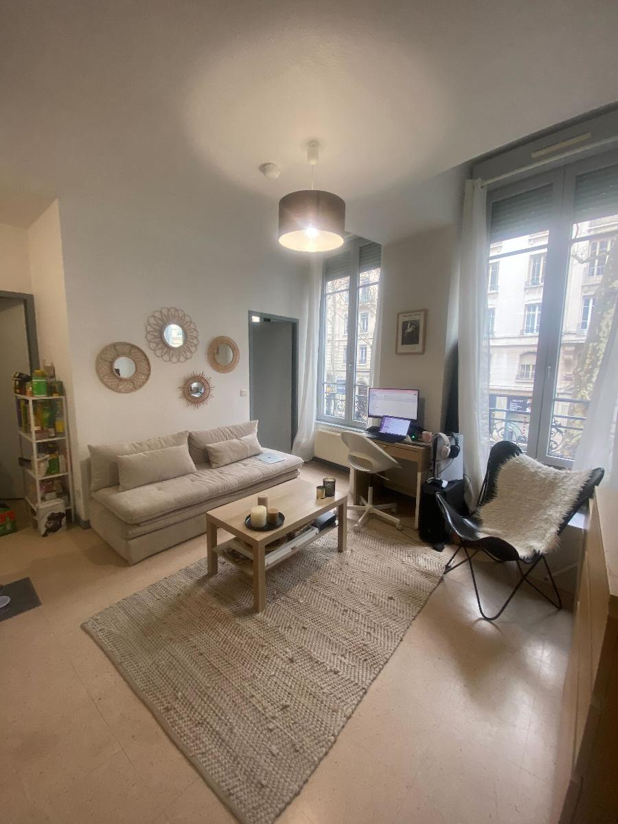 appartement 2 pièces - LYON